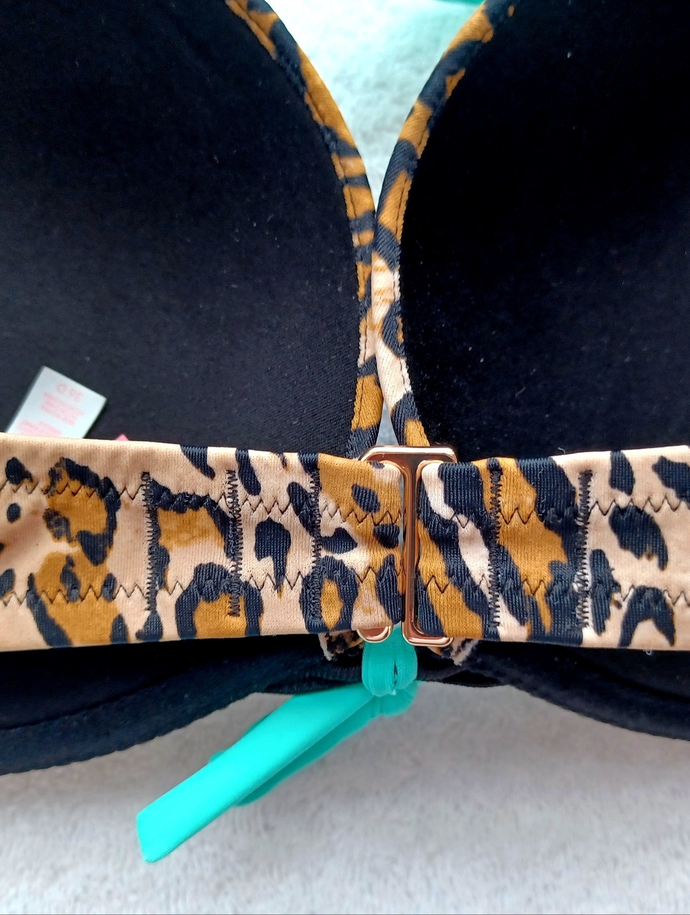 Victoria's Secret Bombshell Leopard Print Push-Up Padded Bikini Top, Size 36D - Picture 9 of 16